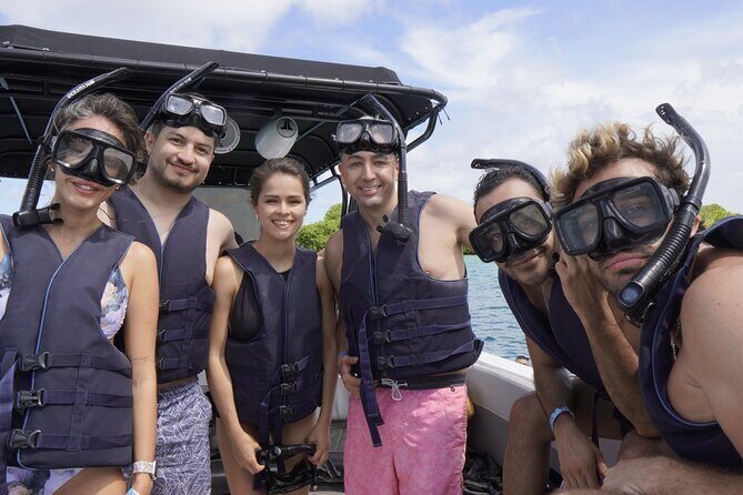 5-Island Speedboat Tour in Cartagena and the Rosario Islands - Private Island Time: Loungers, Lemonade, and a Breather
