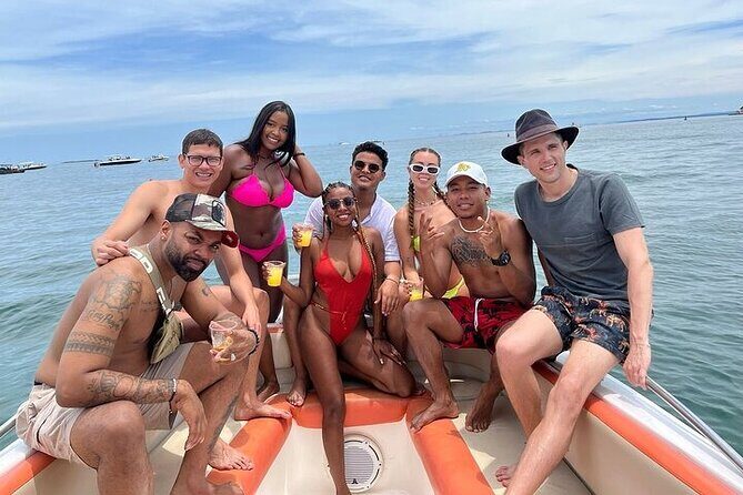 5 Island Tour with Lunch Snorkel in Cartagena Rosario Island - Snorkeling with masks only: coral time near a sunken airplane