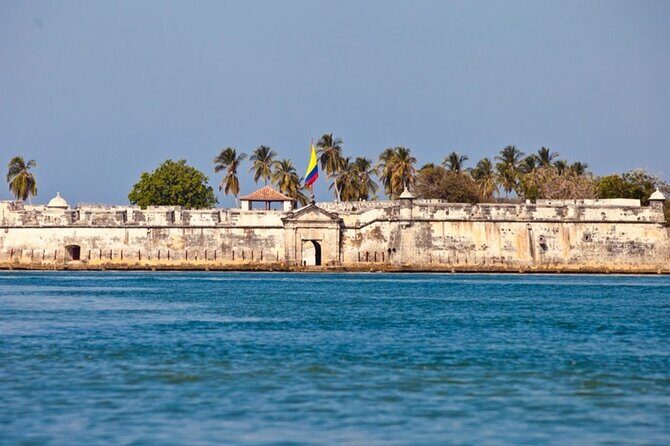 5 Islands Tour from Cartagena Including Snorkeling and Lunch - Snorkeling expectations: included gear, water time, and what to bring
