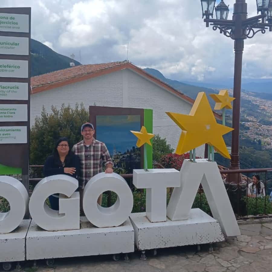 7-hour City Tour of Historic Bogotá with Monserrate - Monserrate plus La Candelaria: how the day stays connected