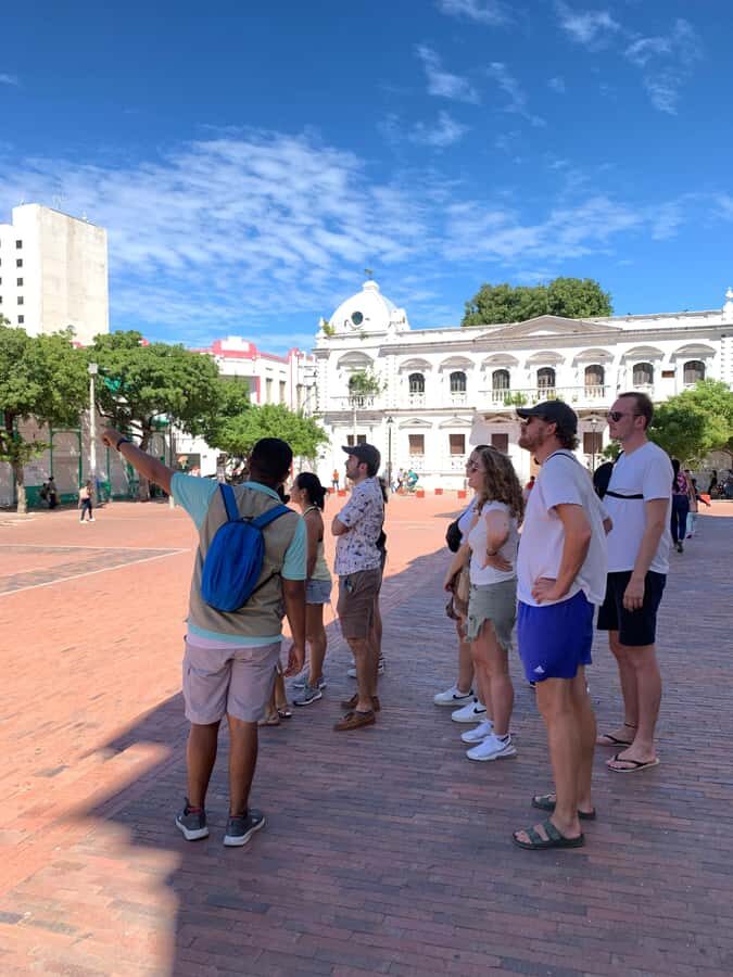 A Pearl In The Caribbean-walking tour in English - Juice Place Finale: Fruit Class, Tasting, And Buying 100% Natural Juice