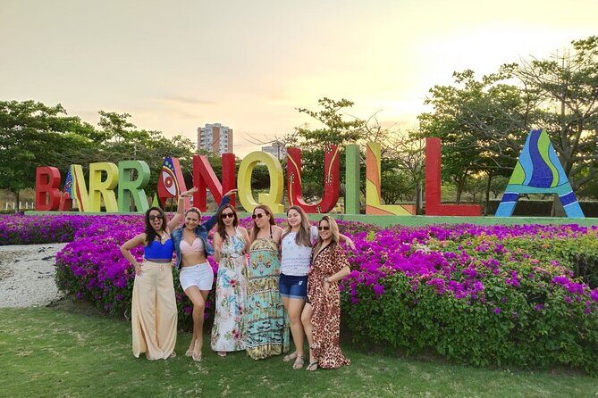 Adventure in Barranquilla and Santa Marta from Cartagena - Santa Marta sampling: statues, the bride-and-groom dome, and Pumarejo
