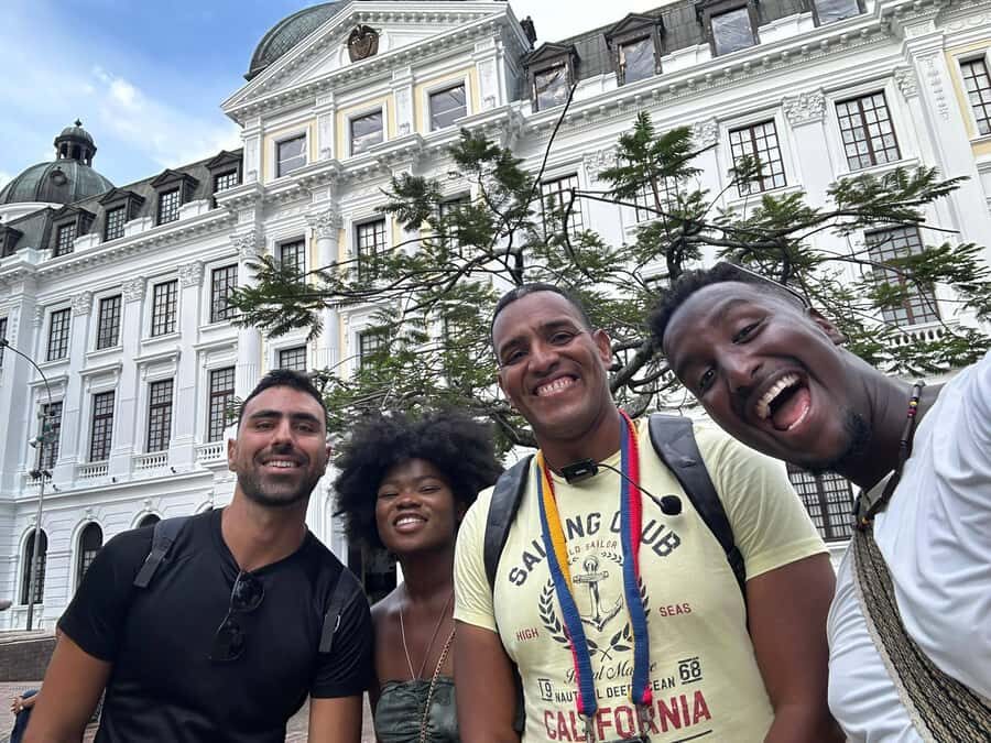 Afro Walking Tour. The colors of Cali. - Where to meet and how to make the walk feel easy
