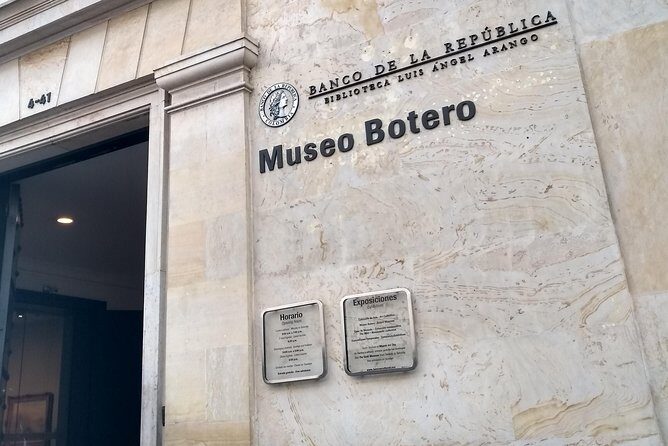 Bogota City Tour - Museo del Oro: Gold That Tells Regional Stories
