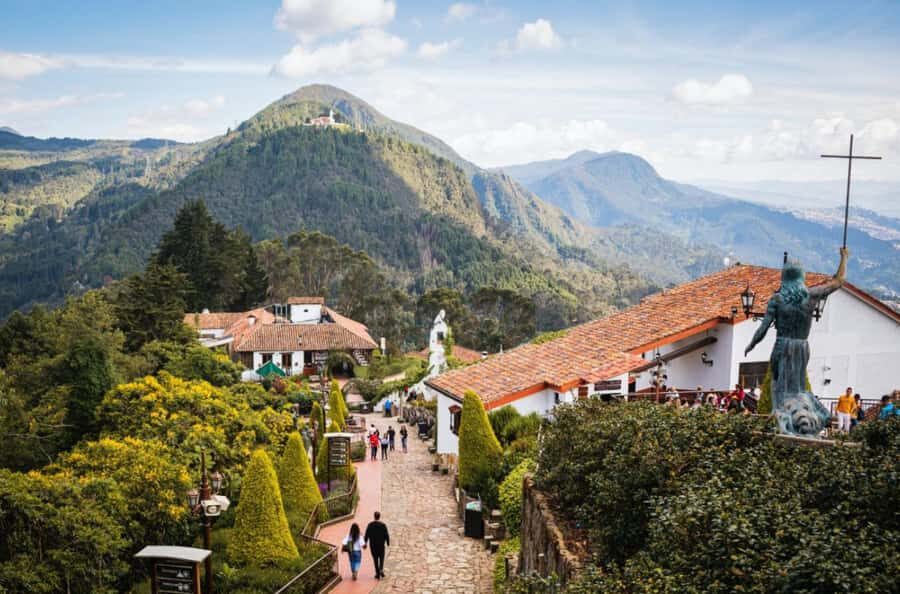 Bogotá: City Tour, Monserrate, Gold Museum, Plaza de Bolivar - Monserrate Hill: the panoramic payoff (and why timing matters)