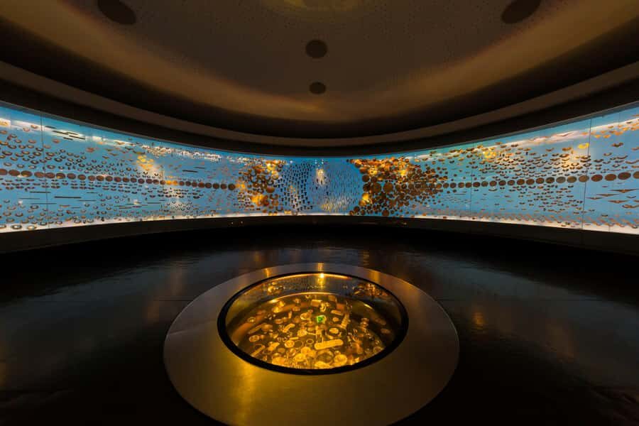 Bogotá: City Tour, Monserrate, Gold Museum, Plaza de Bolivar - Museo del Oro: pre-Columbian objects with real context