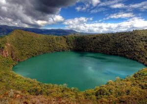 Bogota: Guatavita and Salt Cathedral Daily Group Tour - The ride through Cundinamarca: long roads, big views, and some bumpy moments