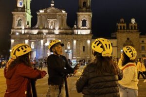 Bogota scooter tour - Meeting at Cl. 12b #285 and settling into your ride