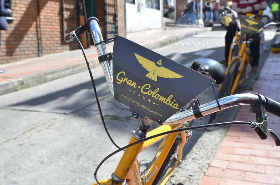 Bogotá: Shared Bike Tour - Why this Bogotá bike tour feels efficient (and still personal)
