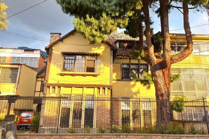 Bogota Walking Tour Teusaquillo, a different part of the city - How Cavas and Falcas explain Bogotá’s industrial turn