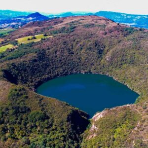 Bogota: Zipaquirá Salt Cathedral and Lake Guatavita Day Tour - From Bogotá to Guatavita: the Muisca legend starts on the road