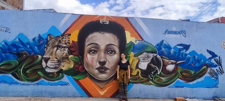 Bogotá´s Barrios: El Paraíso Favela Tour with Cable Car - The Panoramic View Stop: Where Photos Feel Honest