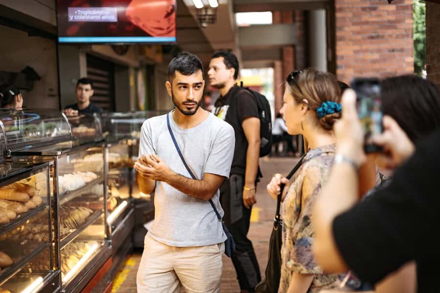Cali: Street Food Tour - Panaderia Quinta con Quinta: Colombian Bread You Can Taste Without Homework