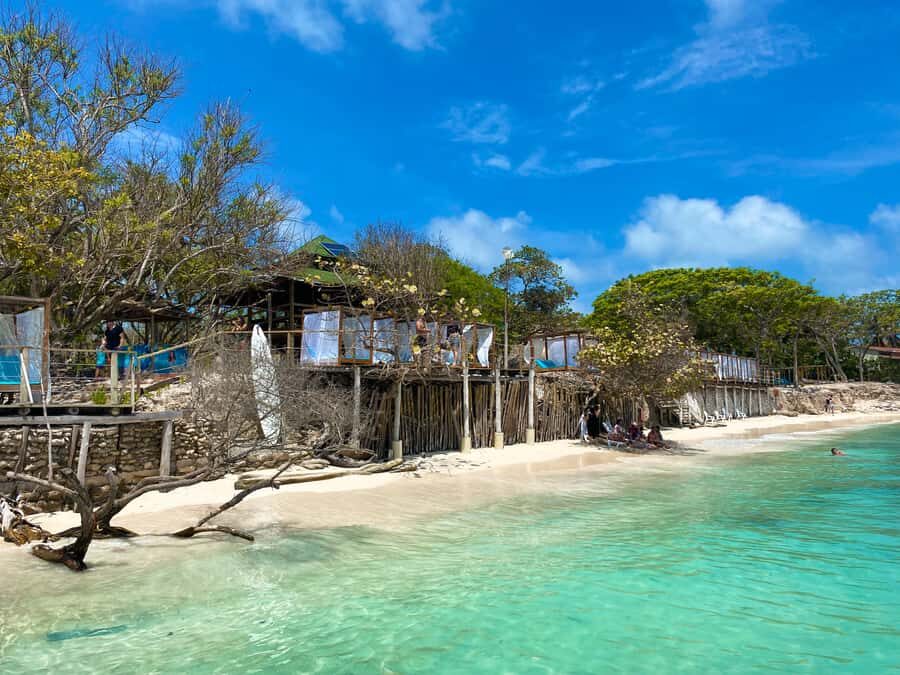 Cartagena: 5-Island Trip by Boat with Lunch and Snorkeling - Isla Grande Snorkeling: Clear-Water Reef Life and a Small Plane Wreck