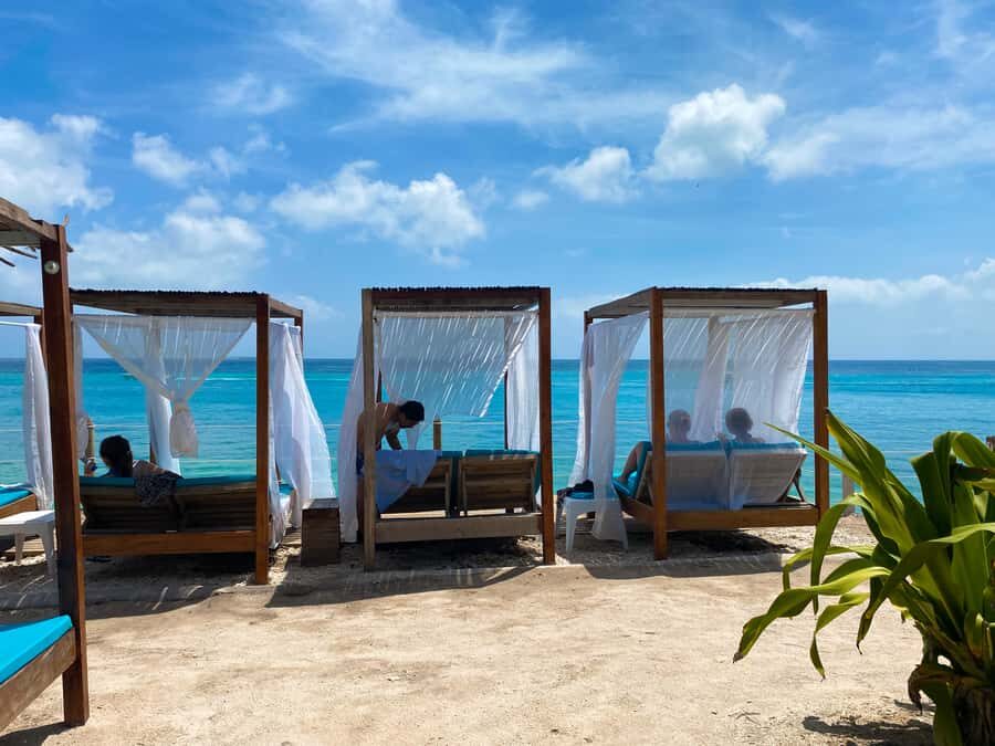 Cartagena: 5-Island Trip by Boat with Lunch and Snorkeling - Playa Tranquila Lunch and the Night Plankton Glow