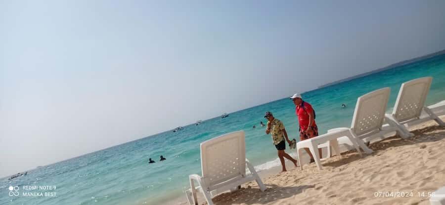 Cartagena: Barù Island Playa Blanca with Lunch - Comfort, crowds, and what to pack so the day stays fun