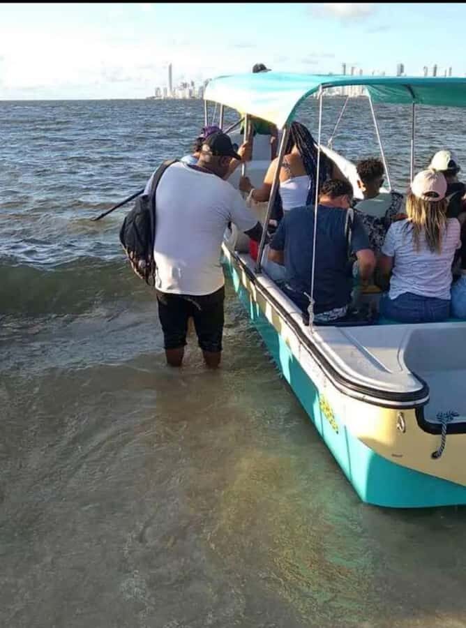 Cartagena: BEACH DAY ON TIERRA BOMBA ISLAND PUNTARENA - English Support on WhatsApp and Phone: A Surprisingly Helpful Detail