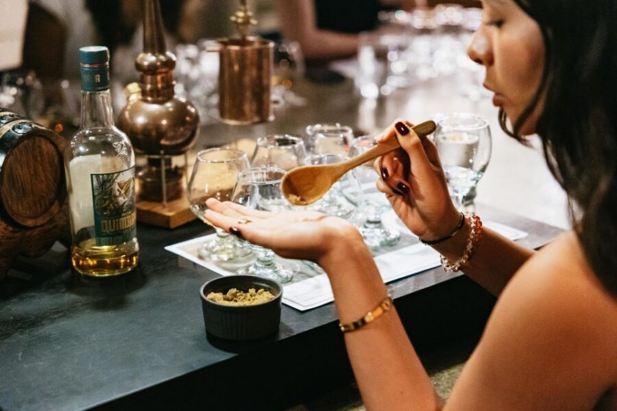 Cartagena: Boutique Rum and Chocolate Tasting at Lunático - Price and value in Cartagena: is $105 worth it?