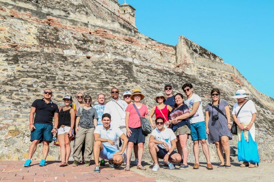 Cartagena City Tour: 4-Hour Cruise Excursion - Manga Neighborhood Drive: Moorish and Republican Houses from the Road