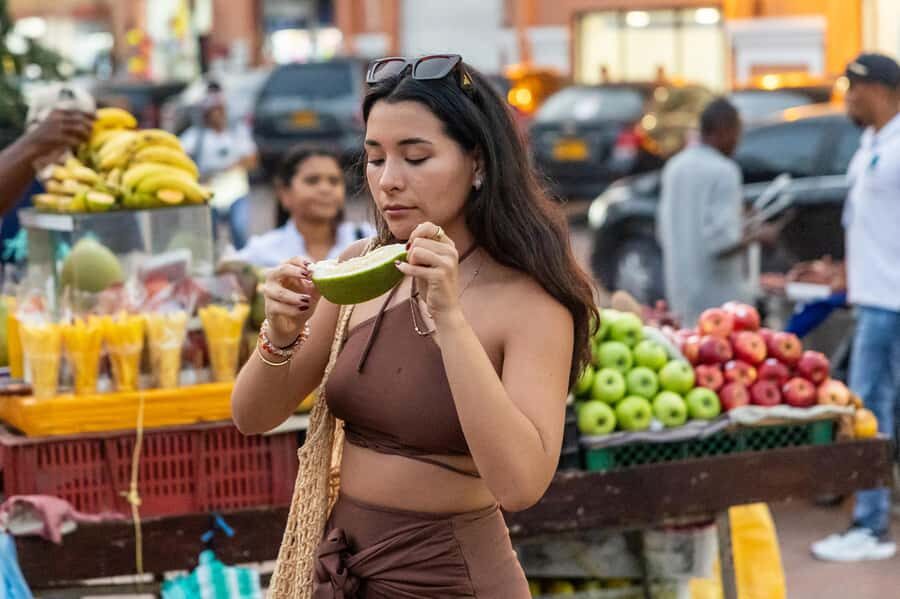 Cartagena: Guided Street Food Tour with Tastings - Why 9 tastings for $49 usually feels like real value