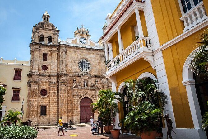 Cartagena Highlights: San Felipe, Popa & Coffee Experience - Plaza de Bolívar and San Pedro Claver Church: A Breather in the Middle of It All