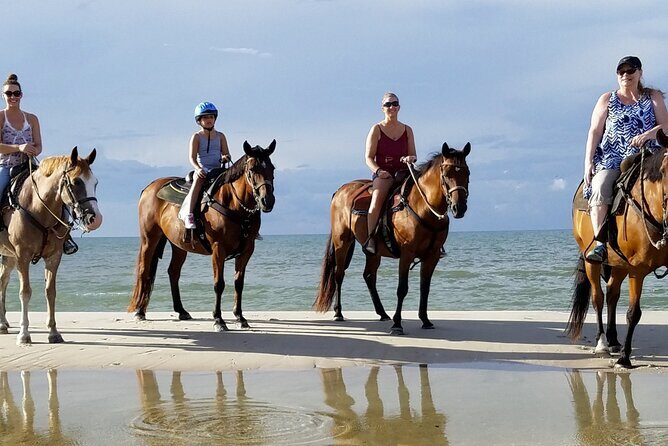 Cartagena: Horseback Riding at the Beach During Day or Sunset - Day vs Sunset in Cartagena: Picking the Right Time Slot