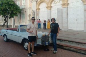 Cartagena Luxury Classic Car Tour + Bilingual Historian Guide - Price and What You Actually Get for $169
