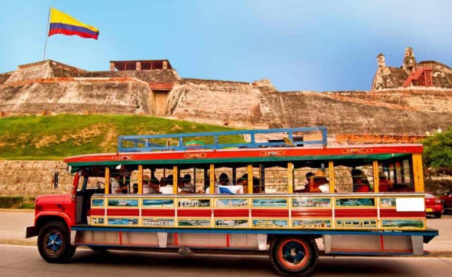 Cartagena: Panoramic City Tour, Monuments, Walls, Castle - Chiva bus panoramas: Bocagrande bay views and quick photo stops