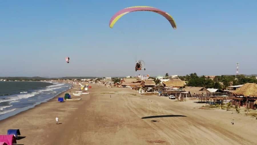 Cartagena: Paratriking Flight from the Beach - Beach Facility Time After Landing: Waiting Becomes Part of the Fun