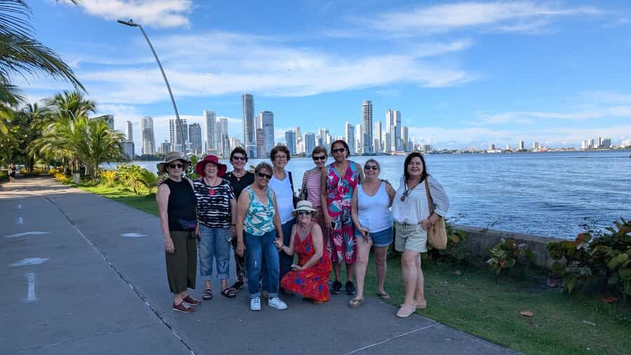 Cartagena: Private City Tour in an Air-Conditioned Vehicle - Why this 4-hour private loop works so well