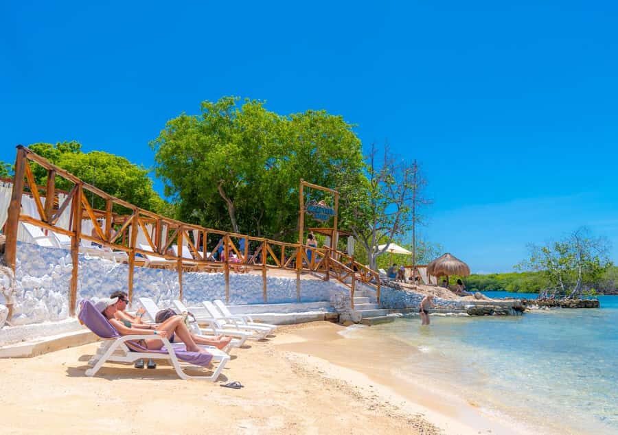 Cartagena: Rosario Islands Day Tour with Snorkel & Lunch - Isla Grande at Encantada Beach Club: the calm starter island