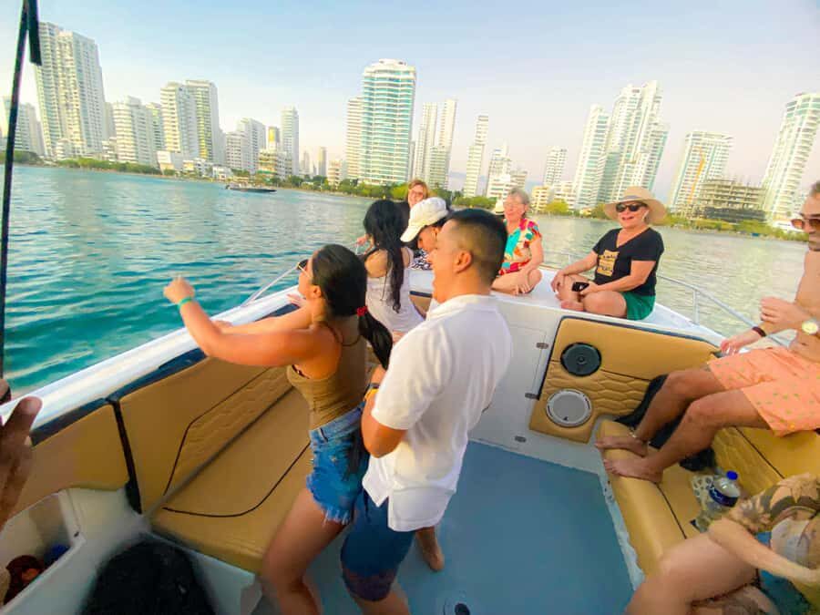 Cartagena: Sunset in boat in the bay with music and liquor - Key things to know before you go