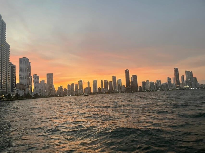 Cartagena: Sunset in boat in the bay with music and liquor - Logistics you should plan for: no pickup, arrive early