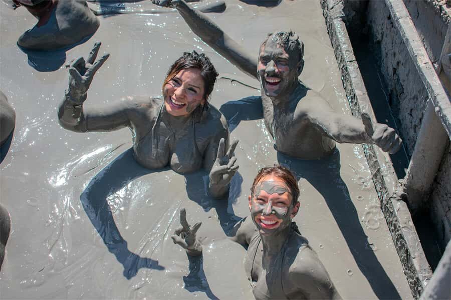Cartagena: Totumo Mud Volcano Experience - Helpers, massages, and photos: how the optional extras work