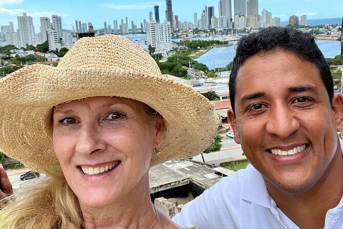 Cartagena Unforgettable: Half Day Private City Tour (Also for Cruisers) - Bocagrande peninsula first: bay views and the shopping buzz