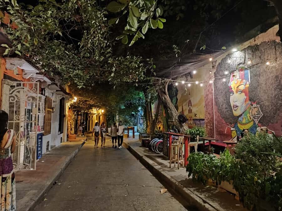 Cartagena: Walled City and Getsemani Shared Walking Tour - Getsemaní next: street art, color, and “social” streets