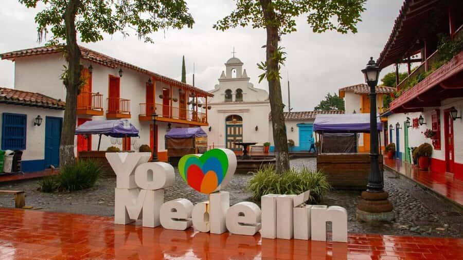 City Tour Medellin with a Chiva or a thematic van - Key highlights I’d prioritize