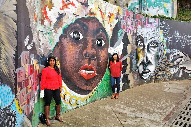 Comuna 13 & Coffee Farm Private Tour in Medellin | The Best Combo - Comuna 13 electric escalators and street art with real meaning