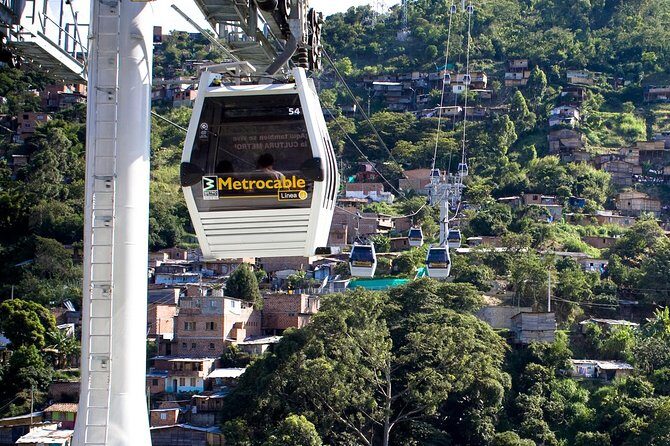 Comuna 13 & Downtown: From violence to innovation - Why this tour feels like Medellín in 4 hours