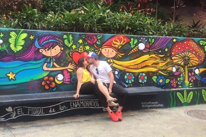comuna 13 graffitour & cable car - Where this tour fits best in your Medellín plans