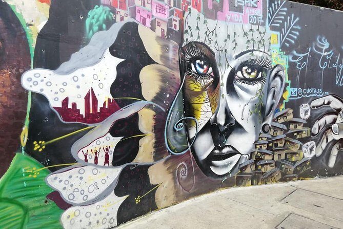 Comuna 13 tour and cable car - Private pickup and customized routing: why this tour feels calmer