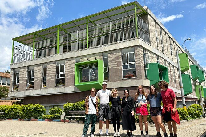 Comuna 4 Walking Tour Medellin - Escuela Fe y Alegría - Luis Amigó: the tiny empanadas stop