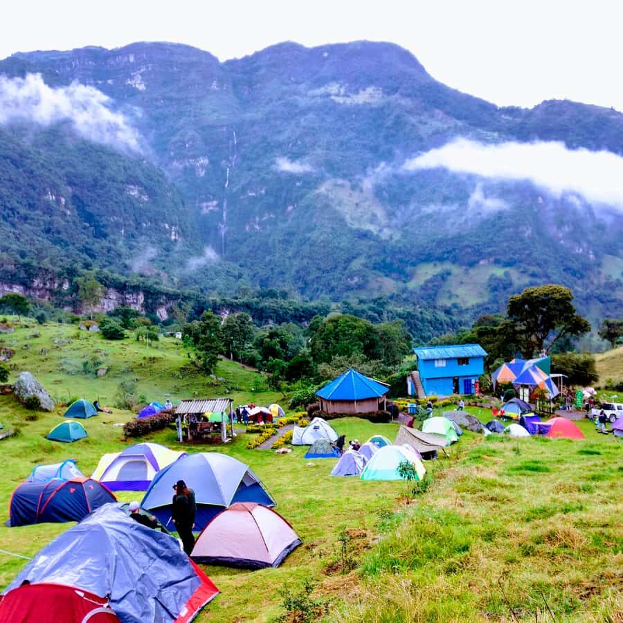 From Bogota: La Chorrera Waterfall Guided Hike - Walking up to La Chorrera Waterfall: the pay-off and the work