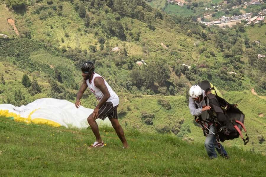 From Medellín: Paragliding Tour with GoPro Photos & Videos - Making the most of your flight day