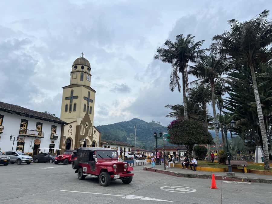 From Salento: Cocora Valley Shared Tour - Optional coffee farm add-on: picking beans to finished coffee