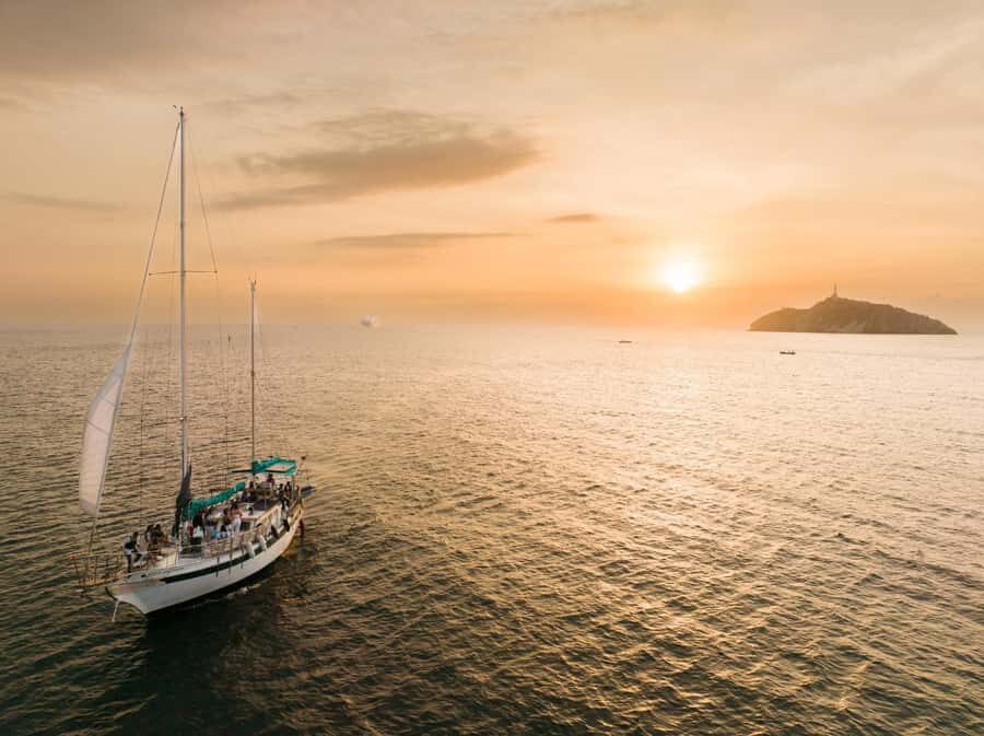 From Santa Marta: Sunset Sailboat Tour with 2 Beverages - Key things to know before you go