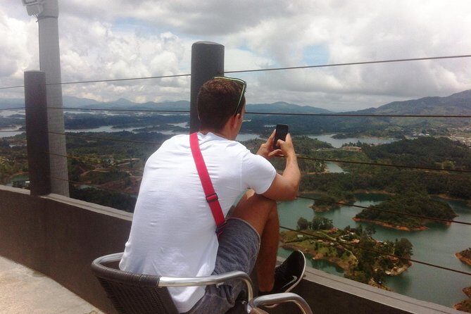 Full Day Private Pablo Escobar Tour including Guatape - Getting around smoothly: 8:00am start, private vehicle, and smart packing