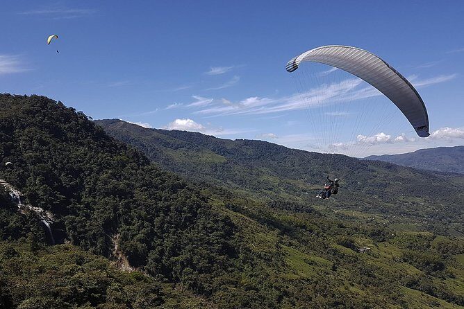 Fun RAFTING + Awesome PARAGLIDING over giant waterfalls from MEDELLIN - Key highlights worth your attention