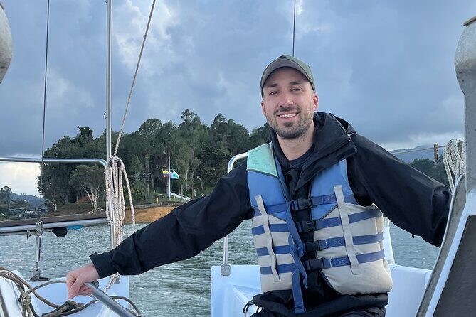 Go Sailing Guatape - Private tour value: why this feels different than big-boat sightseeing