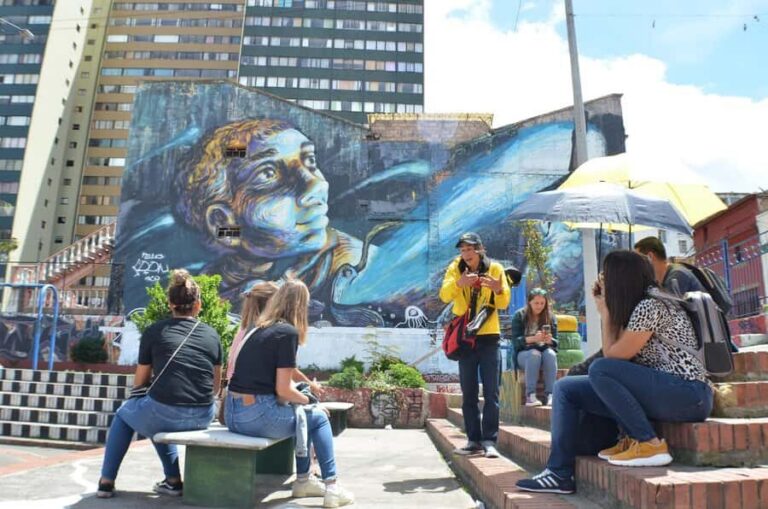 Graffiti Tour in La Candelaria Bogotá with Transportation - Hotel pickup and private transport: easier city-walking than it sounds